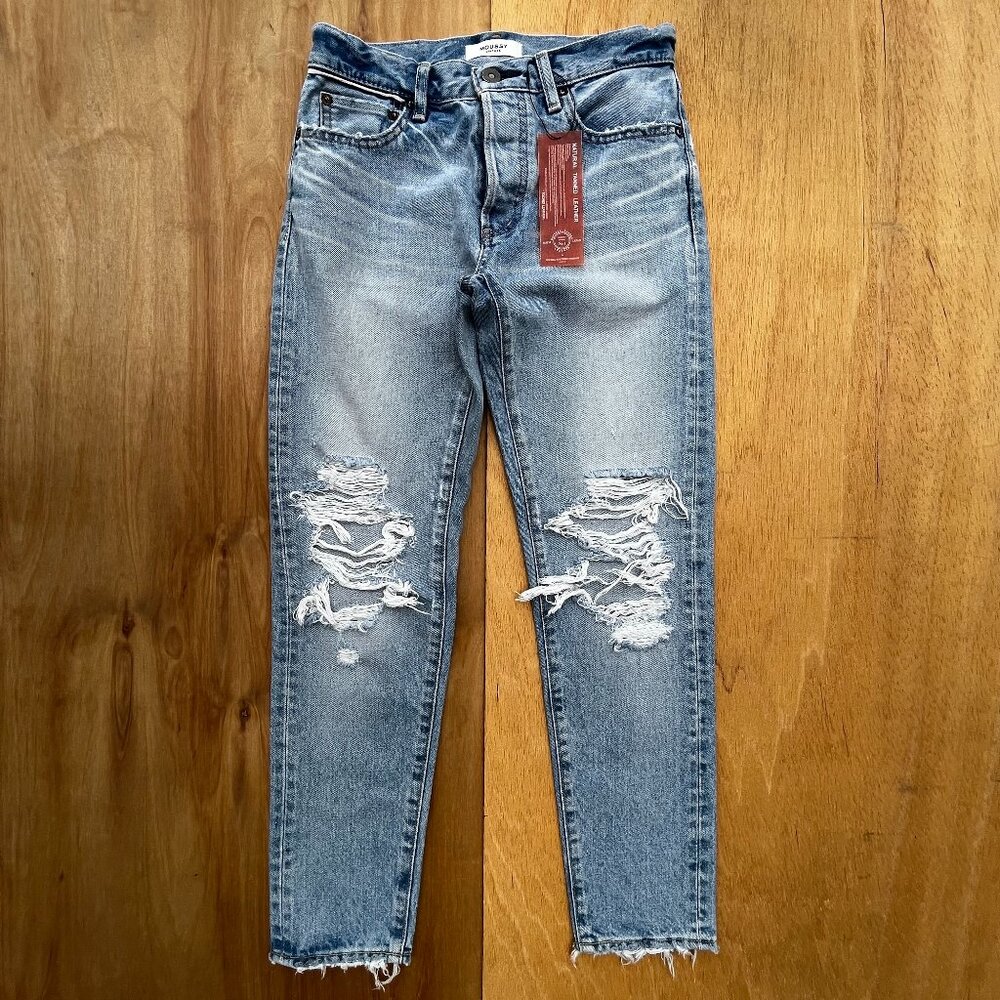 MOUSSY VINTAGE TAPERED BUTTON FLY JEANS WOMEN’S sz 26 Blue Frayed Hem NWT